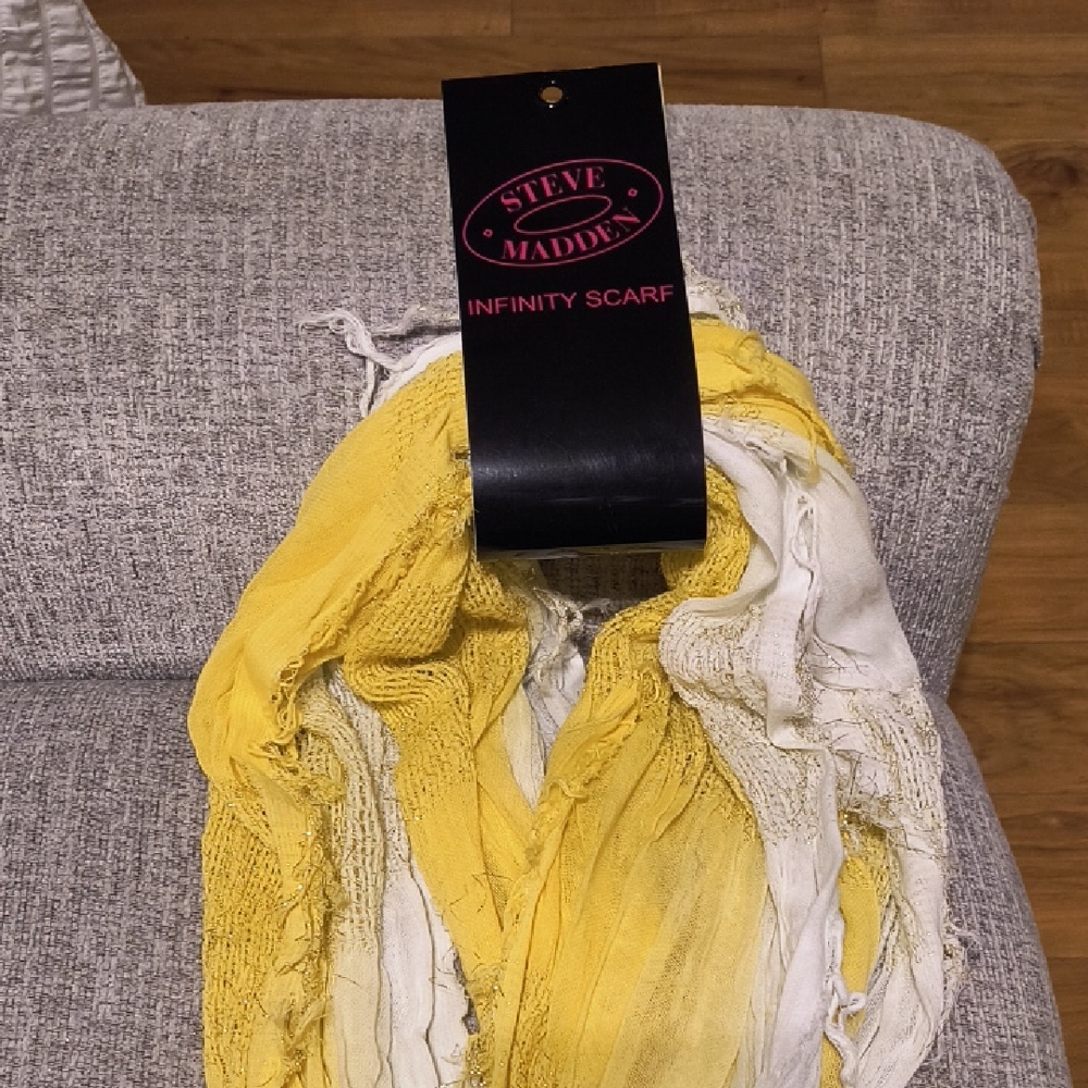 Steve Madden Vibrant Yellow and White Scarf